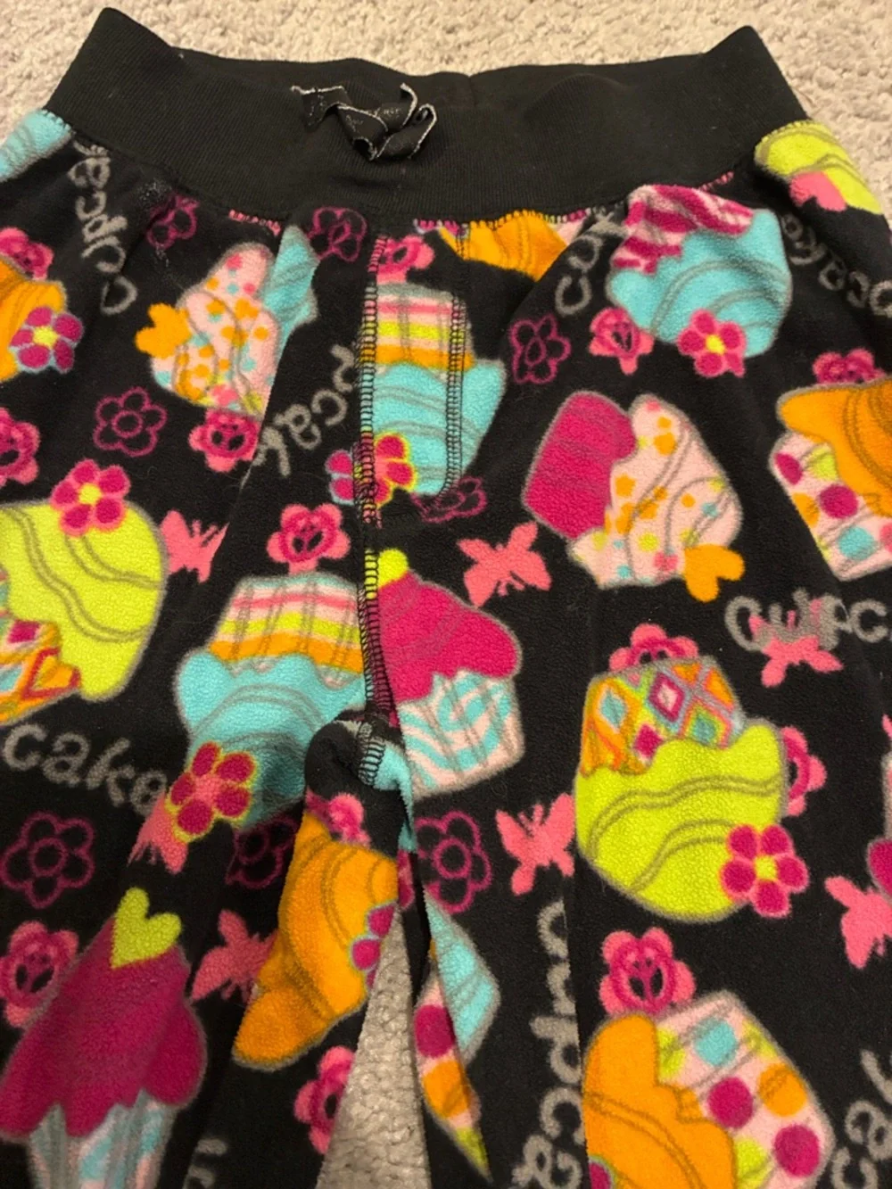 The Children’s Place Cupcake Print Fleece Pajama Pants
